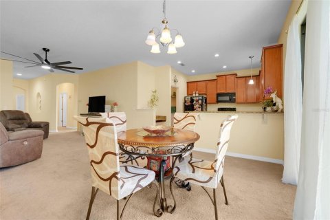 House in Kissimmee, Florida 4 bedrooms, 157.75 sq.m. № 1876614 - photo 6