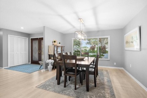 House in Tampa, Florida 4 bedrooms, 273.69 sq.m. № 1877280 - photo 15