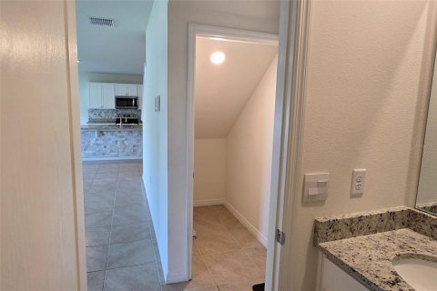 Villa ou maison à vendre à Davenport, Floride: 5 chambres, 241.64 m2 № 1793770 - photo 15