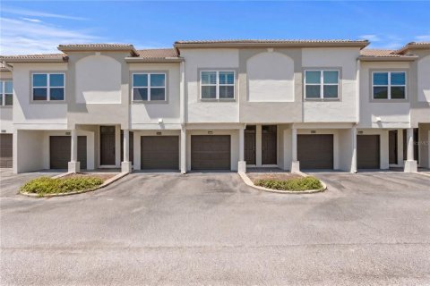 Appartement à louer à Tampa, Floride: 1 chambre, 75.72 m2 № 2386195 - photo 2