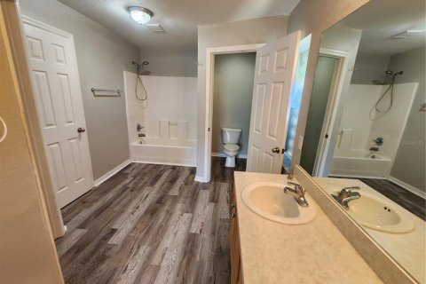 House in North Port, Florida 3 bedrooms, 163.69 sq.m. № 2122506 - photo 27