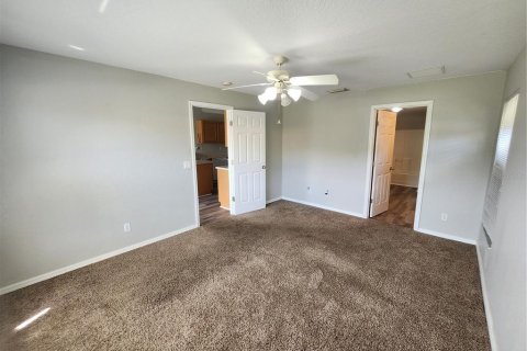 House in North Port, Florida 3 bedrooms, 163.69 sq.m. № 2122506 - photo 23
