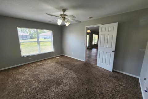 House in North Port, Florida 3 bedrooms, 163.69 sq.m. № 2122506 - photo 24