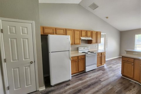 House in North Port, Florida 3 bedrooms, 163.69 sq.m. № 2122506 - photo 18