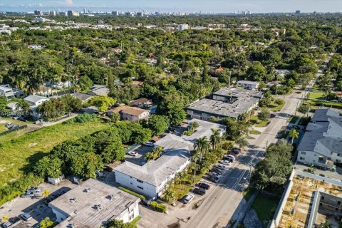 Commercial property in North Miami, Florida 1725.75 sq.m. № 1890170 - photo 29