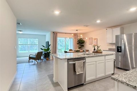 Casa en alquiler en Spring Hill, Florida, 4 dormitorios, 171.5 m2 № 1855969 - foto 22