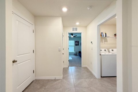 Casa en alquiler en Spring Hill, Florida, 4 dormitorios, 171.5 m2 № 1855969 - foto 19