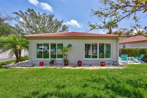 House in Sarasota, Florida 2 bedrooms, 108.23 sq.m. № 1780629 - photo 7