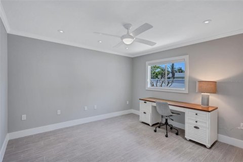 House in Sarasota, Florida 2 bedrooms, 108.23 sq.m. № 1780629 - photo 23