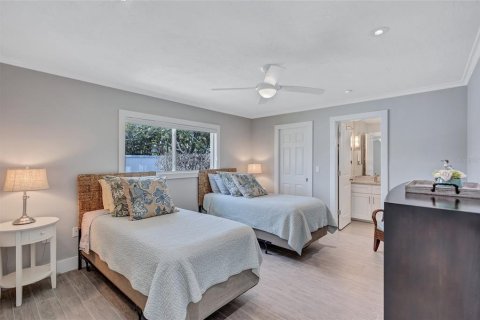 House in Sarasota, Florida 2 bedrooms, 108.23 sq.m. № 1780629 - photo 26