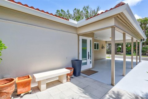 House in Sarasota, Florida 2 bedrooms, 108.23 sq.m. № 1780629 - photo 9