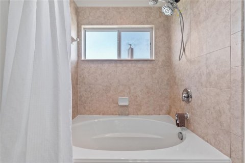 Adosado en venta en Parrish, Florida, 3 dormitorios, 124.12 m2 № 1916317 - foto 23