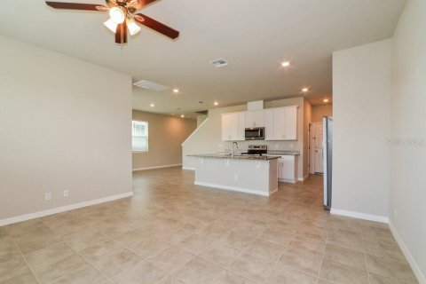 Villa ou maison à louer à Minneola, Floride: 3 chambres, 214.05 m2 № 2389077 - photo 6