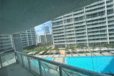 Снять в аренду кондоминиум в Майами, Флорида 2 спальни, 123.28м2, № 2042276 - фото 26