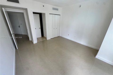 Снять в аренду кондоминиум в Майами, Флорида 2 спальни, 123.28м2, № 2042276 - фото 17