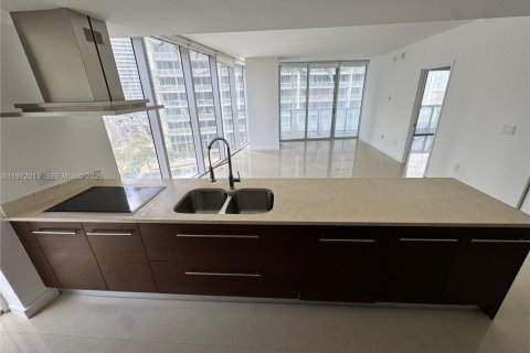 Снять в аренду кондоминиум в Майами, Флорида 2 спальни, 123.28м2, № 2042276 - фото 13