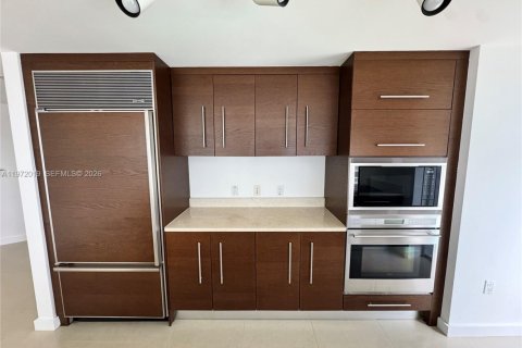 Снять в аренду кондоминиум в Майами, Флорида 2 спальни, 123.28м2, № 2042276 - фото 8