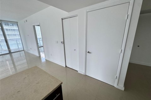 Снять в аренду кондоминиум в Майами, Флорида 2 спальни, 123.28м2, № 2042276 - фото 12