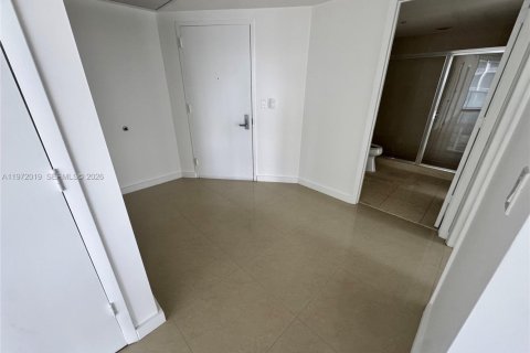 Снять в аренду кондоминиум в Майами, Флорида 2 спальни, 123.28м2, № 2042276 - фото 11