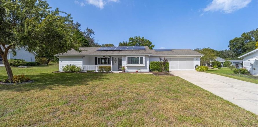 Villa ou maison à Ocala, Floride 2 chambres, 166.3 m2 № 1762232