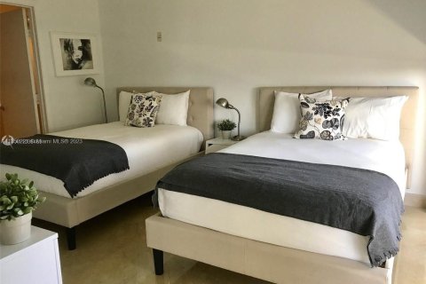 Снять в аренду кондоминиум в Халландейл-Бич, Флорида 2 спальни, 135.45м2, № 1985297 - фото 4