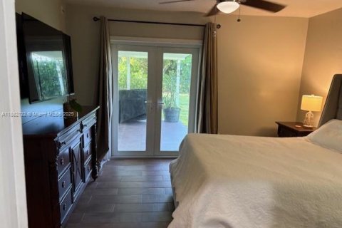 Купить виллу или дом в Хомстед, Флорида 4 спальни, 167.22м2, № 1929464 - фото 12