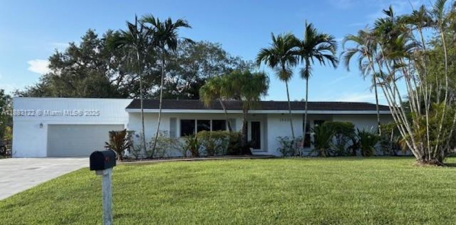 Дом в Хомстед, Флорида 4 спальни, 167.22м2 № 1929464