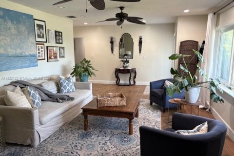 Купить виллу или дом в Хомстед, Флорида 4 спальни, 167.22м2, № 1929464 - фото 5