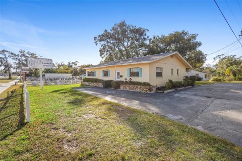 Commercial property in Orange City, Florida 128.21 sq.m. № 2113351 - photo 4