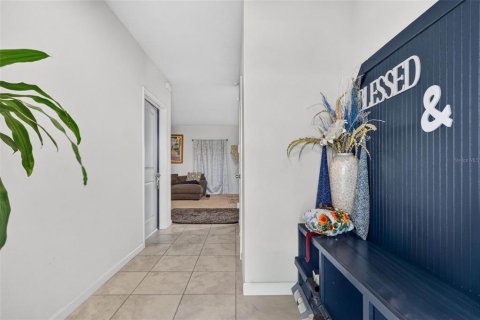 Villa ou maison à vendre à Winter Haven, Floride: 4 chambres, 208.1 m2 № 2351554 - photo 4