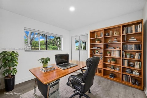 Casa en alquiler en Weston, Florida, 3 dormitorios, 117.8 m2 № 1975710 - foto 16