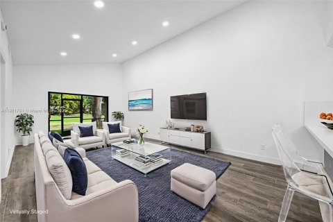 Casa en alquiler en Weston, Florida, 3 dormitorios, 117.8 m2 № 1975710 - foto 13