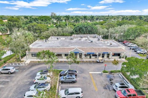 Casa en alquiler en Weston, Florida, 3 dormitorios, 117.8 m2 № 1975710 - foto 6