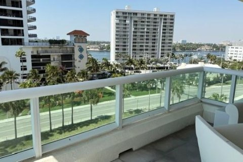 Copropriété à vendre à Fort Lauderdale, Floride: 2 chambres, 176.98 m2 № 2027013 - photo 22