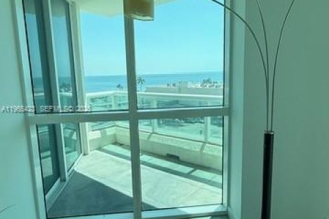 Copropriété à vendre à Fort Lauderdale, Floride: 2 chambres, 176.98 m2 № 2027013 - photo 9