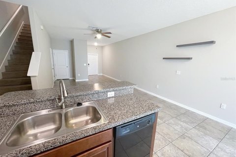 Adosado en venta en Tampa, Florida, 3 dormitorios, 154.5 m2 № 1810628 - foto 12