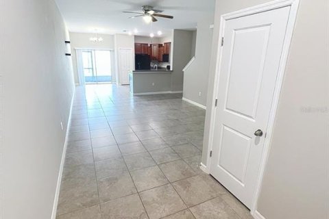 Adosado en venta en Tampa, Florida, 3 dormitorios, 154.5 m2 № 1810628 - foto 7