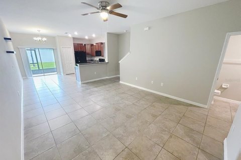 Adosado en venta en Tampa, Florida, 3 dormitorios, 154.5 m2 № 1810628 - foto 8