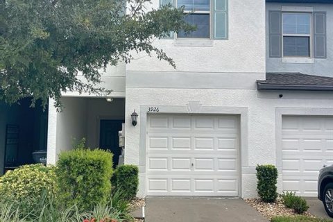 Adosado en venta en Tampa, Florida, 3 dormitorios, 154.5 m2 № 1810628 - foto 2