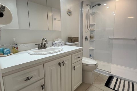 Купить кондоминиум в Санрайз, Флорида 2 спальни, 95.22м2, № 2013005 - фото 22