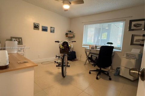 Купить кондоминиум в Санрайз, Флорида 2 спальни, 95.22м2, № 2013005 - фото 25