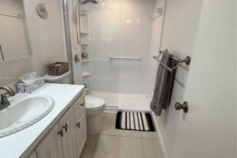 Купить кондоминиум в Санрайз, Флорида 2 спальни, 95.22м2, № 2013005 - фото 24