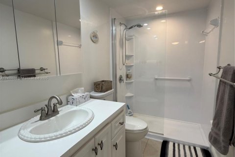 Купить кондоминиум в Санрайз, Флорида 2 спальни, 95.22м2, № 2013005 - фото 23