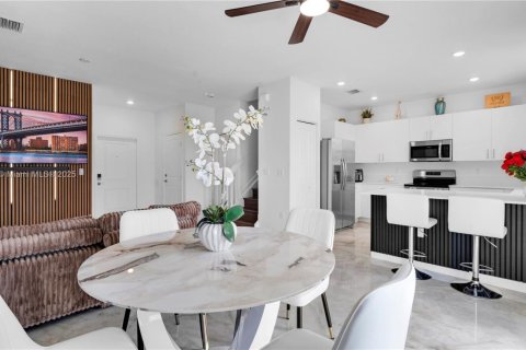 Touwnhouse à vendre à Coral Springs, Floride: 3 chambres, 114.83 m2 № 1930093 - photo 14