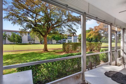 Copropriété à vendre à Coconut Creek, Floride: 2 chambres, 107.4 m2 № 2268028 - photo 25