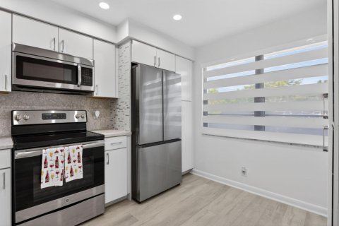 Copropriété à vendre à Coconut Creek, Floride: 2 chambres, 107.4 m2 № 2268028 - photo 3
