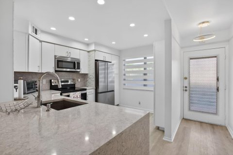 Copropriété à vendre à Coconut Creek, Floride: 2 chambres, 107.4 m2 № 2268028 - photo 2