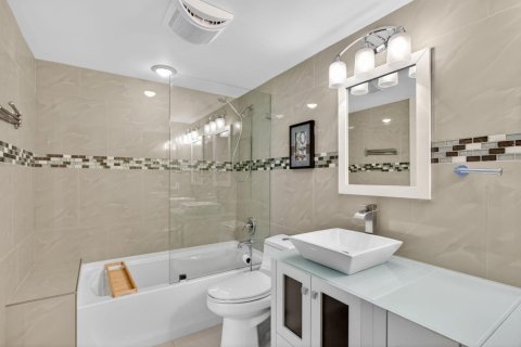 Copropriété à vendre à Coconut Creek, Floride: 2 chambres, 107.4 m2 № 2268028 - photo 23