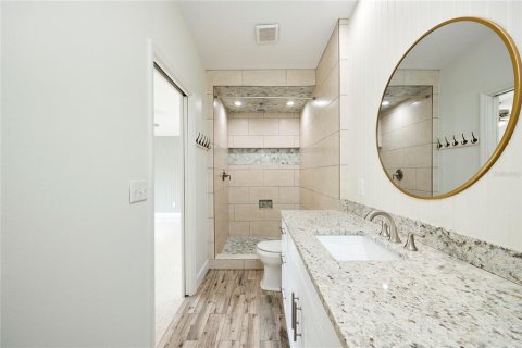 Villa ou maison à louer à Tampa, Floride: 2 chambres, 143.07 m2 № 2149998 - photo 22