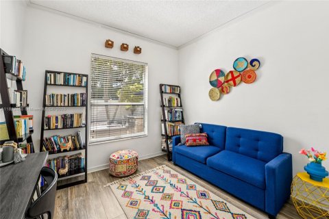 House in Pembroke Pines, Florida 4 bedrooms, 200.11 sq.m. № 1785828 - photo 21
